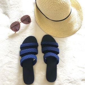 Size 10 Cobalt Basket Stitch triple Band sandal